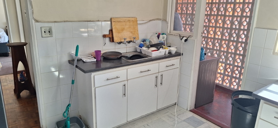 To Let 2 Bedroom Property for Rent in Claremont Western Cape